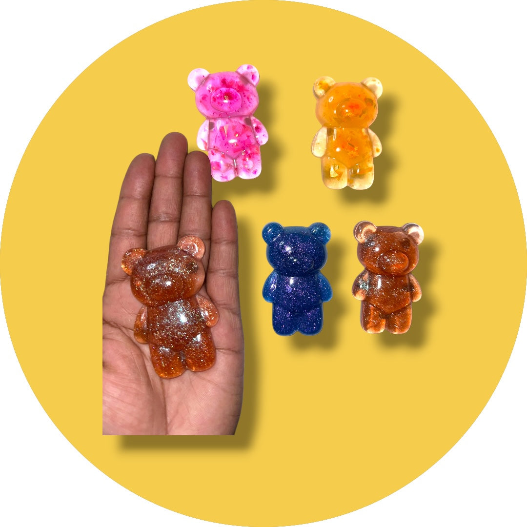 Glow-in-the-dark bear magnets