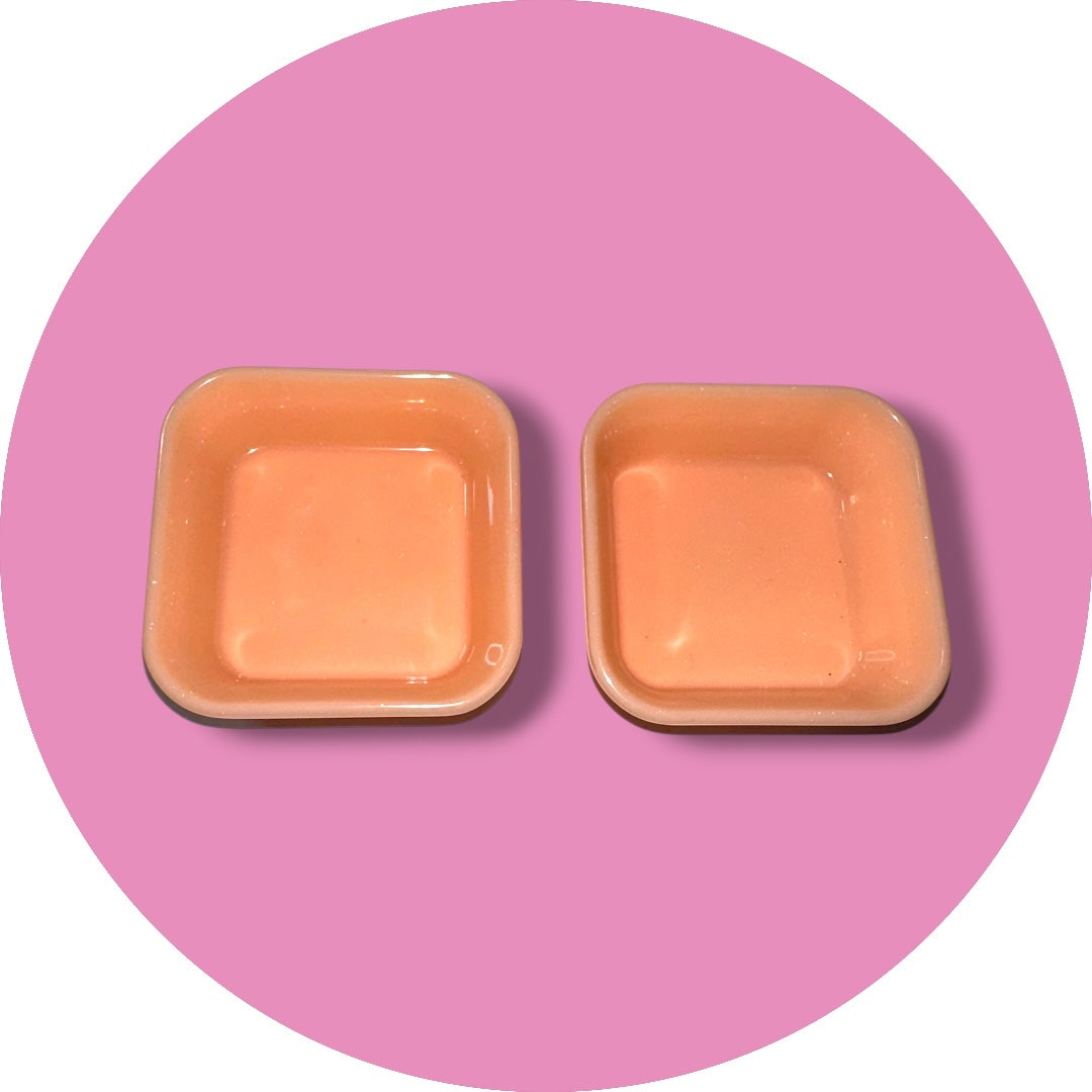 Little dishes