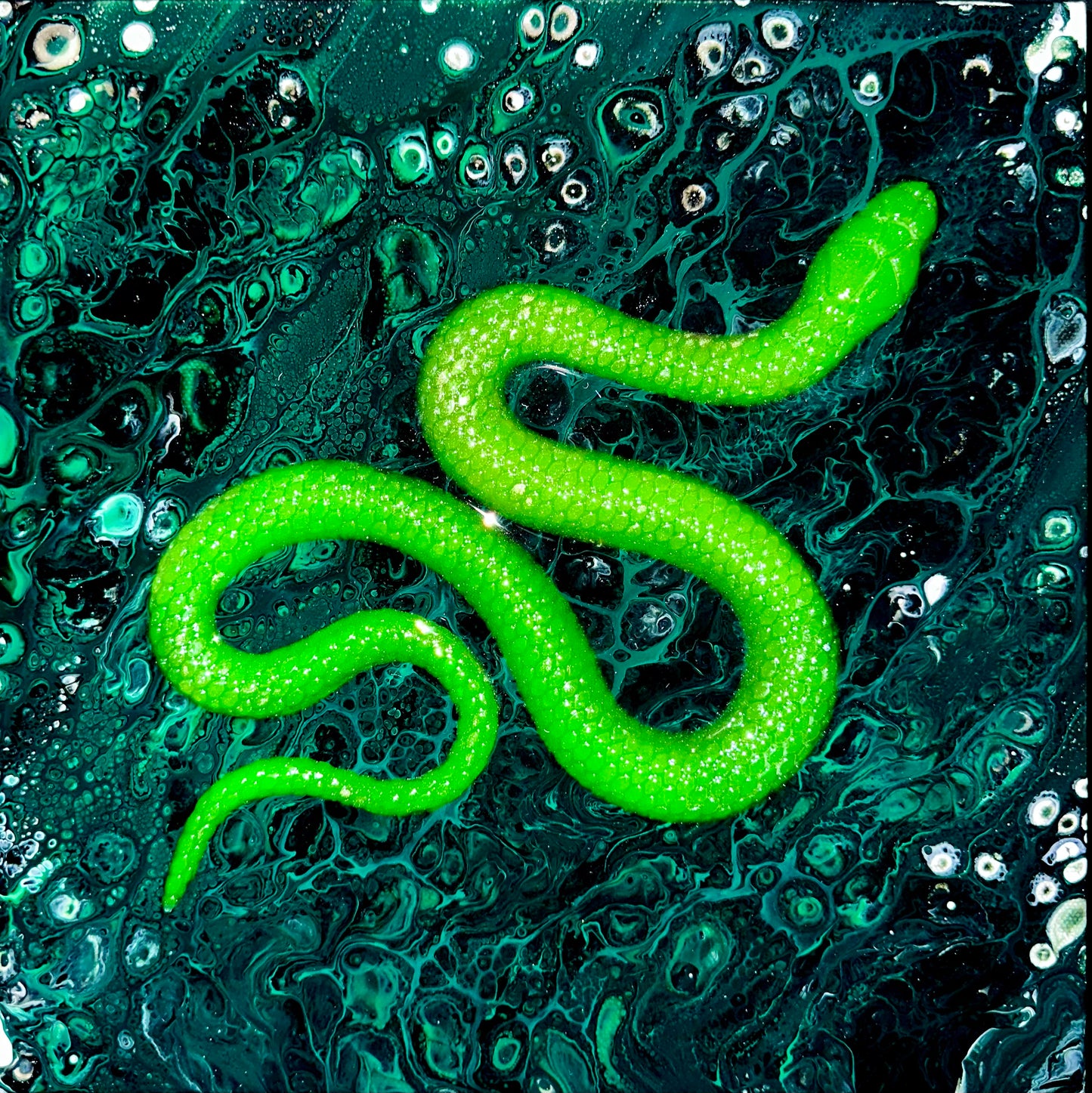 Green garden snake