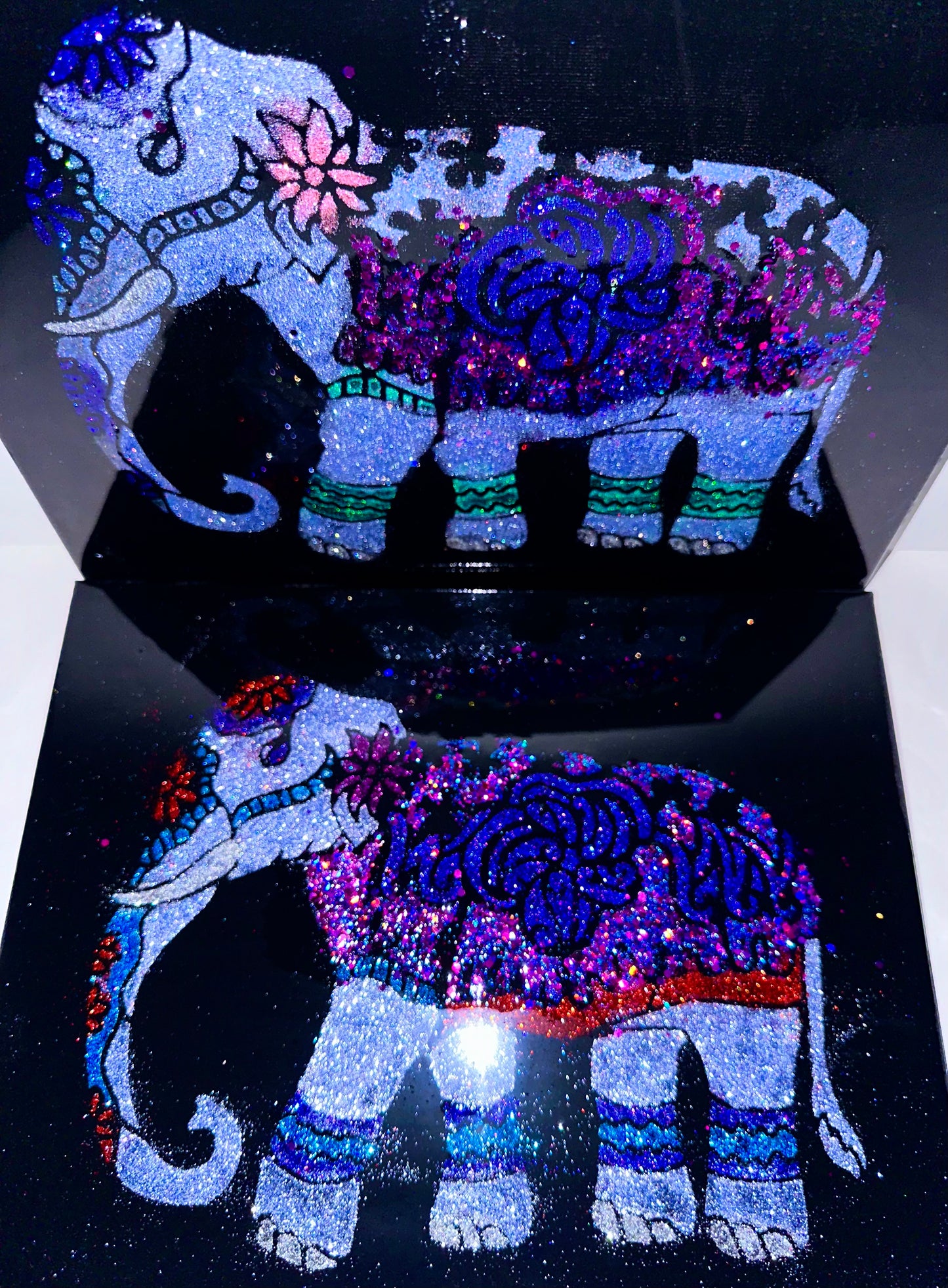 Sacred elephants (set of 2)