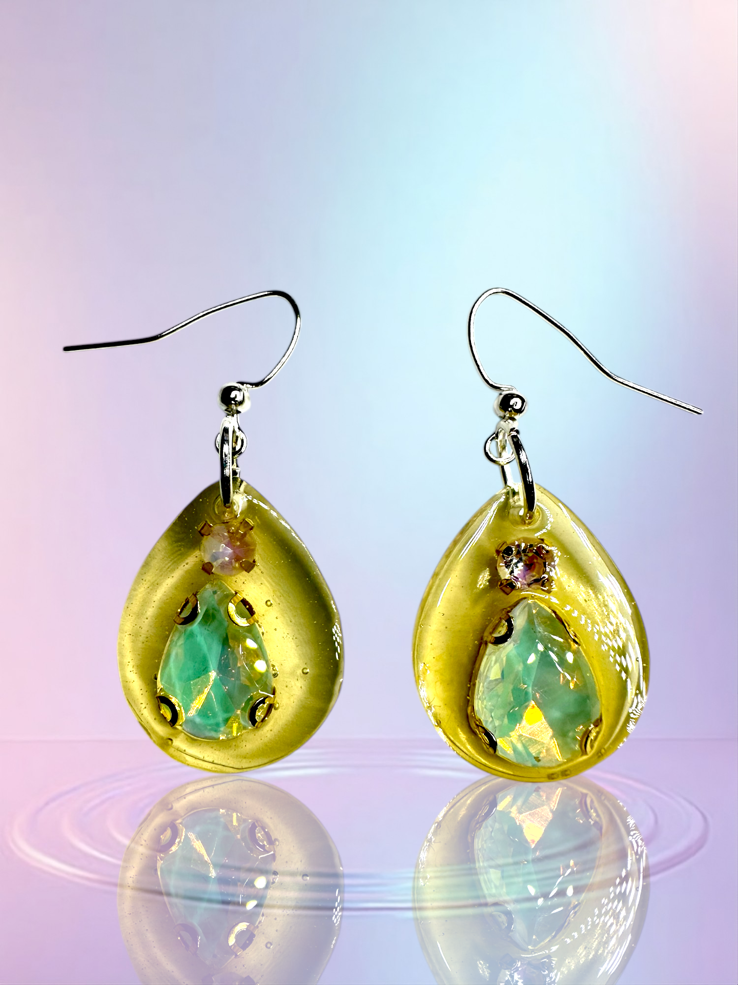 Teardrop earrings